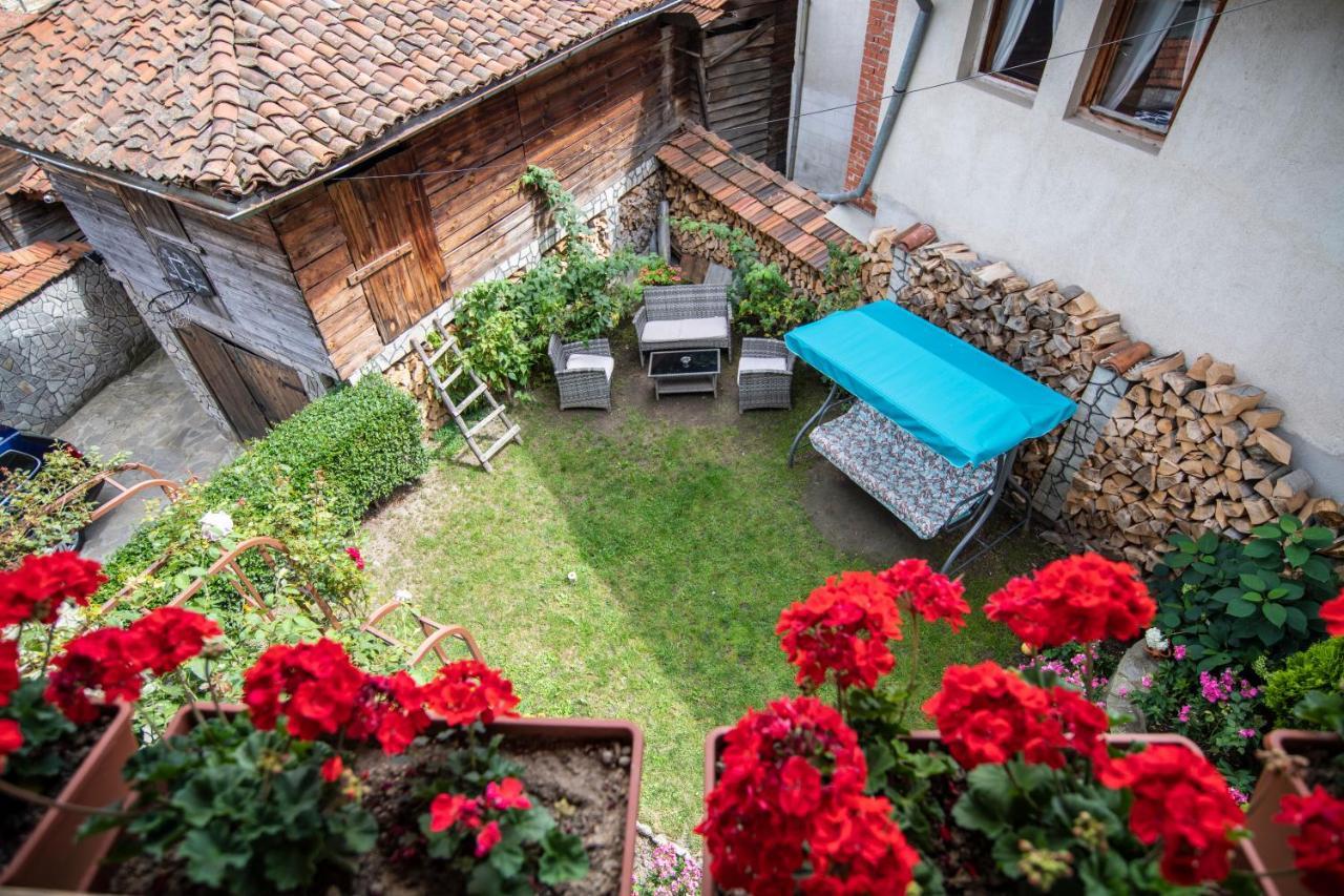 Guest House Roden Dom Koprivchtitsa Extérieur photo