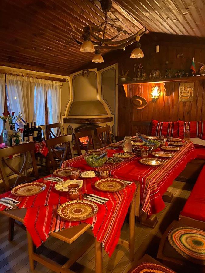 Guest House Roden Dom Koprivchtitsa Extérieur photo